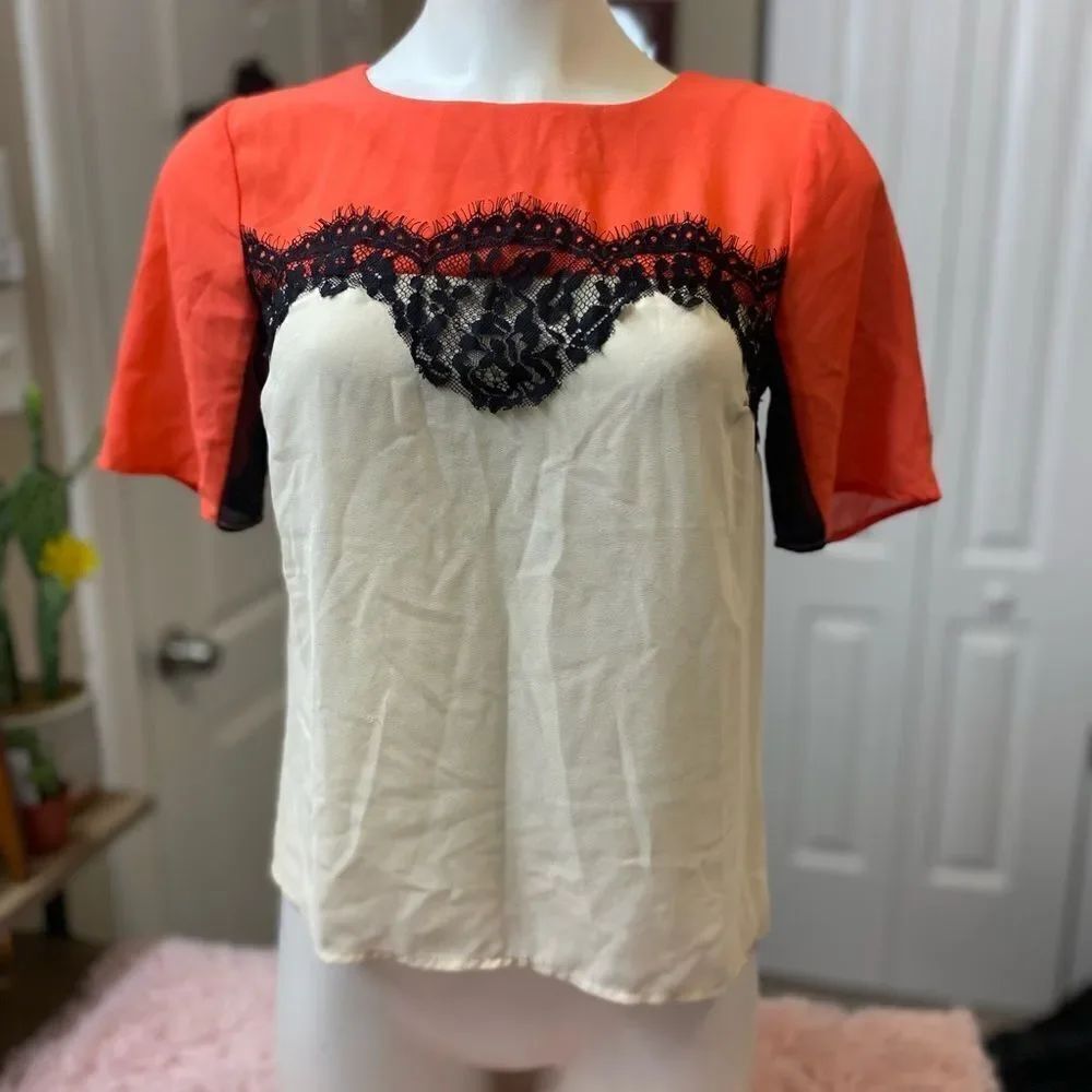 Blouse  - Picture 1 of 5